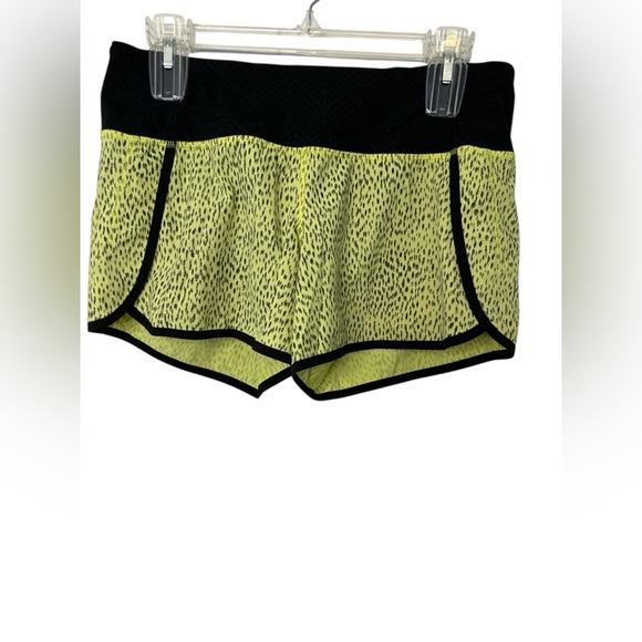 LULULEMON Run Speed Short~Dottie Dash Print In Clarity Yellow & Black Size 6 - Picture 1 of 6